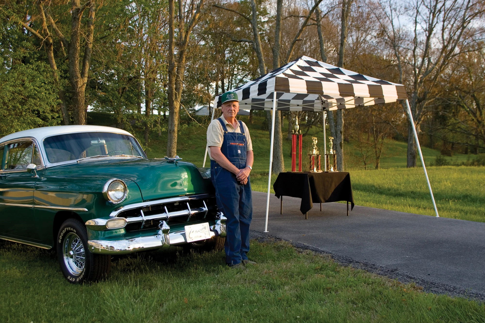 ShelterLogic Pop-Up Canopy HD® Slant - 10-ft X 10-ft - Checkered 3 ShelterLogic Pop-Up Canopy HD® Slant - 10-ft X 10-ft - Checkered